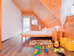 Comfortable Houses With Swimming Pools, Rewal