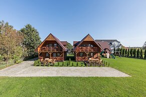 Comfortable Houses With Swimming Pools, Rewal