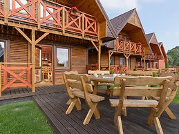 Comfortable Houses With Swimming Pools, Rewal