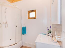 Holiday Homes With Fireplace , Summer Pool