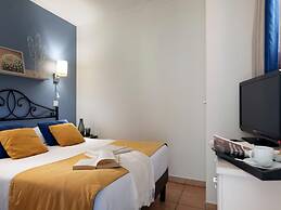 Apartment With Seaview