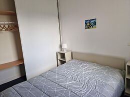 Flat With Direct Beach Access