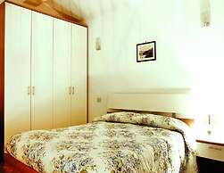 Apartment in Vinci With Pool & Wellness