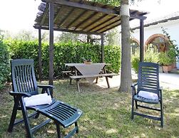 Apartment in Vinci With Pool & Wellness