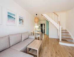 Spacious, 2-level Holiday Apartment