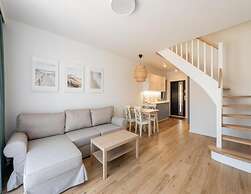 Spacious, 2-level Holiday Apartment