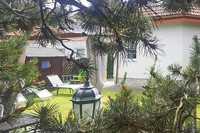 Large, Comfortable Holiday Villa, Private Garden