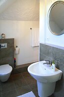 Large, Comfortable Holiday Villa, Private Garden