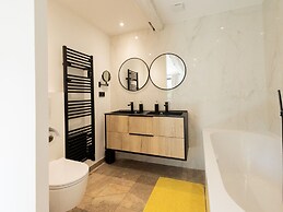 Peyrusse Peace: Pool & Charm