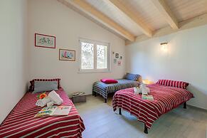 Mirabelle in Dro With 3 Bedrooms and 2 Bathrooms
