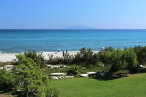 Apartment in Corsica With Beach Access