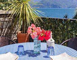 Residence Casa & Vela With Private Beach, Oggebbio
