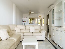 Peaceful Retreat Near the Beach