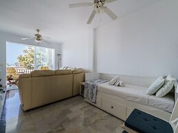 Peaceful Retreat Near the Beach