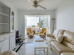 Peaceful Retreat Near the Beach