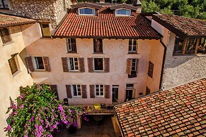 Borgo Alba Apt. w/ Shared Pool