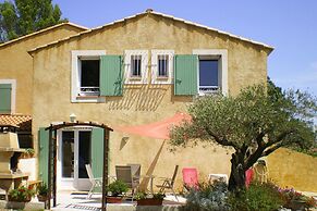 Cottage in Bellegarde Near Camargue Reserve