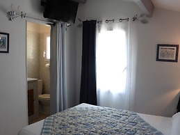 Cottage in Bellegarde Near Camargue Reserve