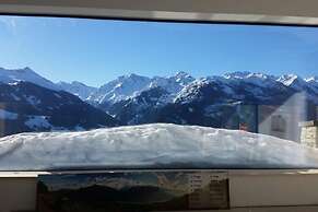 Kitzbuhel Alpine Lodge With Private Infrared Sauna