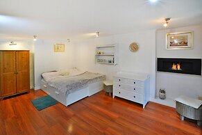 Luxurious, Spacious Apartment, Sauna Included