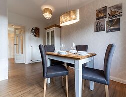 Apartment in Westerdeichstrich Near North Sea