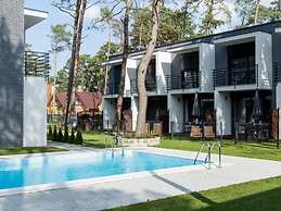 Comfortable Holiday Home With Garden, Summer Pool