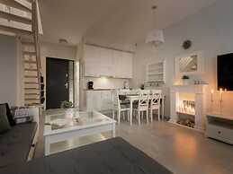 Comfortable Holiday Home With Garden, Summer Pool