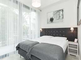 Comfortable Holiday Home With Garden, Summer Pool