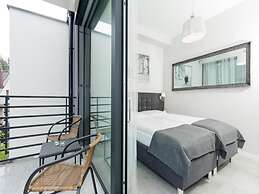 Comfortable Holiday Home With Garden, Summer Pool