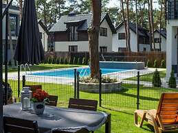 Comfortable Holiday Home With Garden, Summer Pool