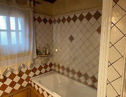 Seaview Holiday Home for 4