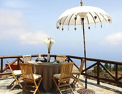 Seaview Holiday Home for 4