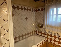 Seaview Holiday Home for 4