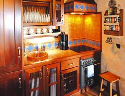 Seaview Holiday Home for 4