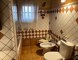 Seaview Holiday Home for 4