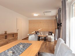 Chalet Arber in St.englmar With its own Hottube