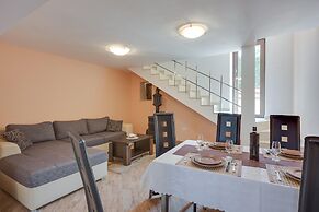 Holiday Home Ema in Tar - Vabriga