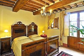 Estate in Monte Serra With Pool & Olive Views
