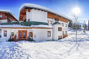Apartment in Flachau With a Reception