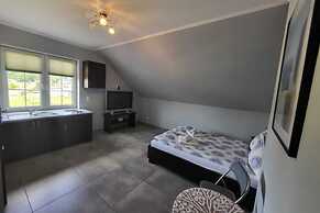 Comfortable Apartment, 5 Bedrooms, Summer Pool