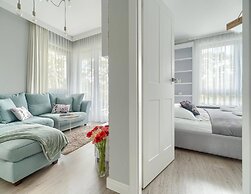 Comfortable Apartment by the sea