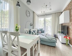 Comfortable Apartment by the sea