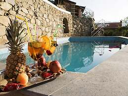 Holiday Home in Sicily With Pool & Views