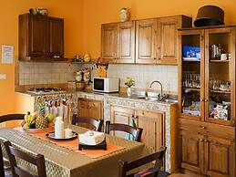 Holiday Home in Sicily With Pool & Views
