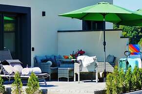 Spacious Holiday Home With a Terrace, Mielenko