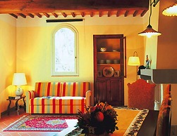 Apartment in Tuscany With Golf & Pools