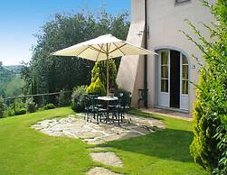 Apartment in Tuscany With Golf & Pools