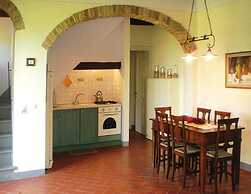 Apartment in Tuscany With Golf & Pools