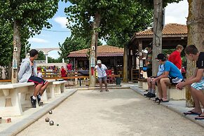 Portiragnes Group Stay With 2 Pools