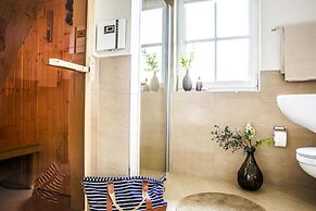 Luxury House Bodden Coast With Sauna